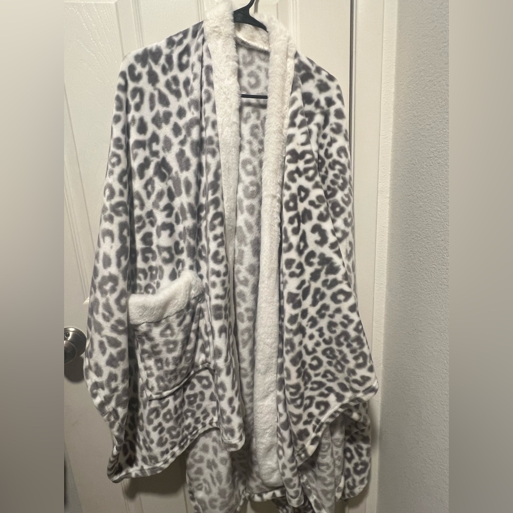 Leopard Print Fleece Jacket